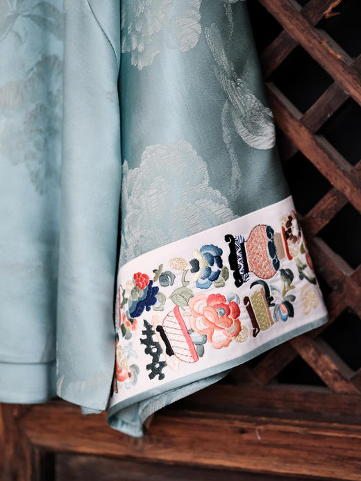 盛唐牡丹 |打籽宝瓶手推绣冠乐绉上衣 商品图9