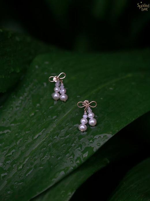 SpoiledBrat Jewelry珍珠月光石蝴蝶结耳钉 商品图3