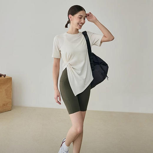 跃牌【周游世界系列】2025春夏新款瑜伽服美国PIMA匹马棉女子短袖T恤TP0846 商品图4