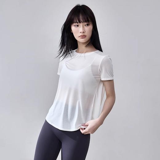 跃牌【周游世界系列】2025春夏新品瑜伽服女天丝莱赛尔吸湿速干运动上衣TP0831 商品图3