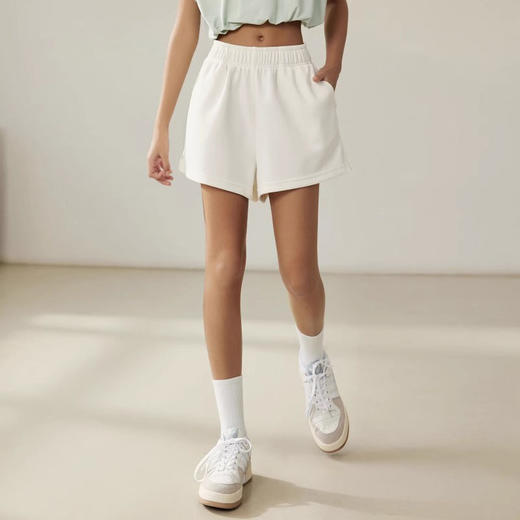 跃牌【周游世界系列】夏季新款运动短裤显瘦糯糯裤软糯透气瑜伽短裤SH3201 商品图0