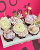 【木槿女神Cupcake】草莓界的白雪公主梦幻般的色彩白里透粉，一口触动你的味蕾，在春日繁花盛开之际，Cupcake 配上芳香的鲜花愿每一位女性都寻找到属于自己的浪漫，一切美好皆属于你（仅限到店自取） 商品缩略图1