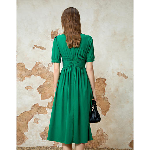 EITIE爱特爱气质V领扭结收腰时尚通勤显瘦连衣裙8207917 商品图4