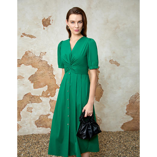 EITIE爱特爱气质V领扭结收腰时尚通勤显瘦连衣裙8207917 商品图5