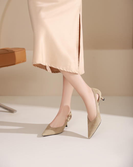 westory秋季新款法式优雅细高跟尖头包头浅口单鞋W24CE74321 商品图3