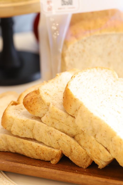 全麦吐司(每天约上午11点出炉) 商品图0