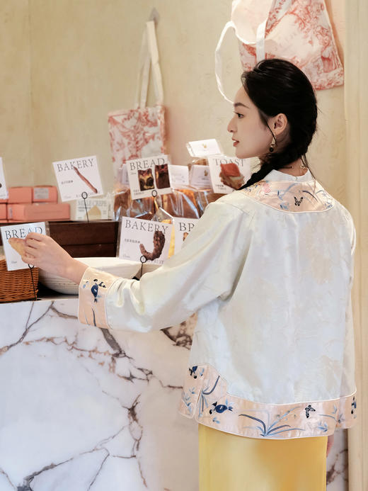 盛唐牡丹 |喜上眉梢手推绣对襟上衣 商品图2