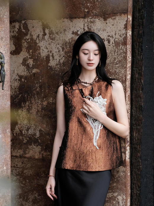 廷前观棠 | 鎏金马甲 商品图5