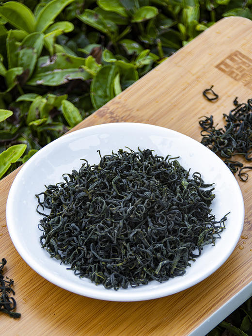 恩施 硒山翠雨 绿茶  250g/罐（方罐装） 商品图3
