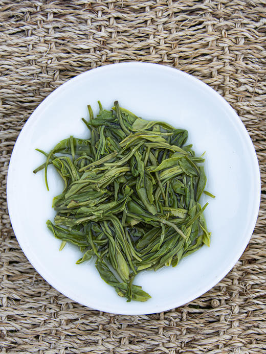 恩施 硒山翠雨 绿茶  250g/罐（方罐装） 商品图2