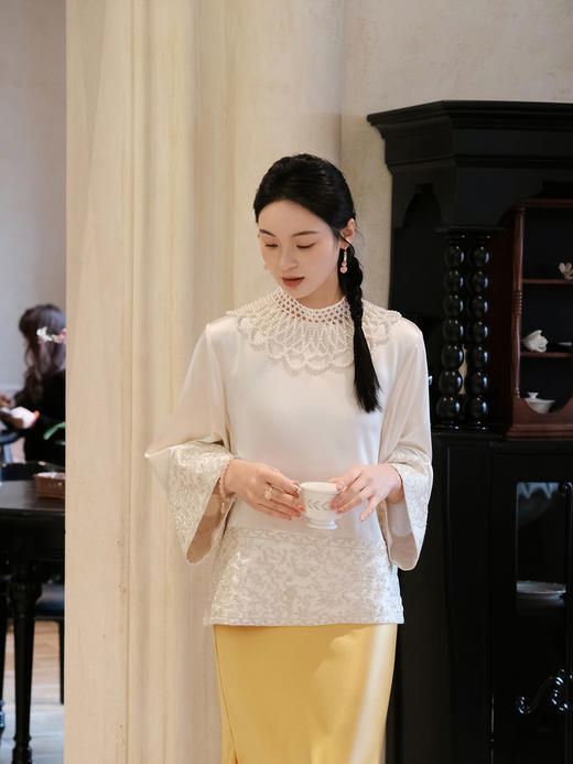 盛唐牡丹 |盘银手推绣真丝上衣+宫廷钉珠装饰云肩/珍珠白 商品图5