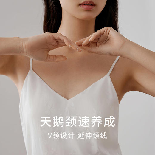 金三塔100%桑蚕丝带罩杯桑波缎提花百搭吊带背心 商品图2