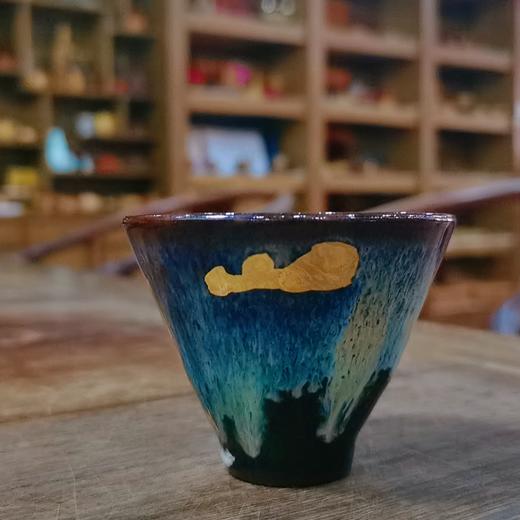 玄雕窑鎏金杯斗笠杯直筒杯大漆闻香杯80ml西施大漆壶200ml鎏金壶200ml【每款成色鎏金块形状都不一样，以实物为准】清水泥茶漏紫砂深色小茶盘32*13*2cm 商品图6