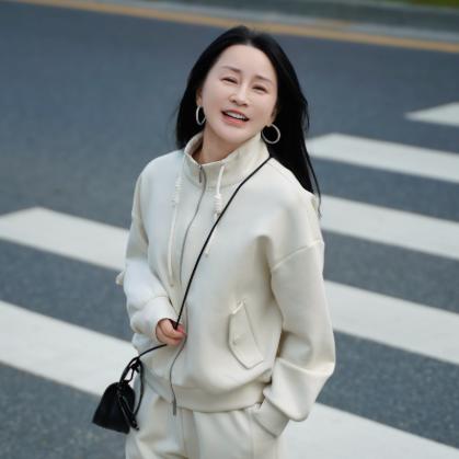 现货不补 臣禾	【空气棉套装】 立翻领休闲卫衣休闲裤	JZ251010415 卡码拍小 商品图0