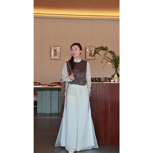 【2026东衣作】新中式马甲（25704093檀色-高定款） 商品图1