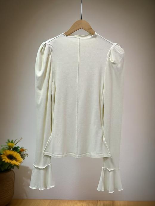 12.12错过没有！清货不退不参与退货-德绒修身喇叭袖包边泡泡袖打底衫4523-喜出 商品图3