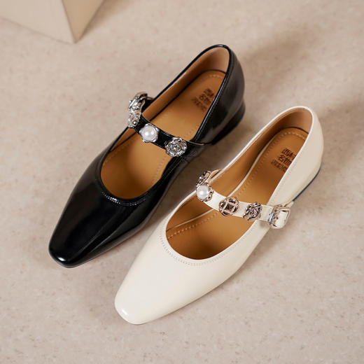 [新款上市]西村名物2025年春季新款舒适平底小尖头牛皮浅口单鞋玛丽珍鞋T25AE15231 商品图0