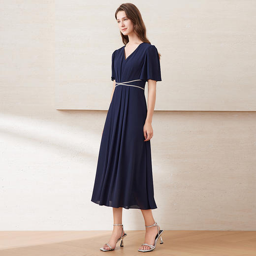 EITIE连衣裙B2507642 商品图1