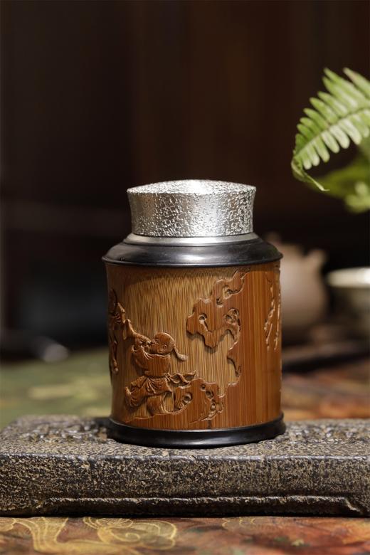 五子闹春°锡胆竹雕茶叶罐 商品图2