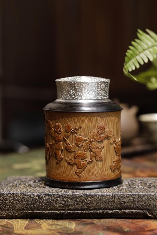 五子闹春°锡胆竹雕茶叶罐 商品图1