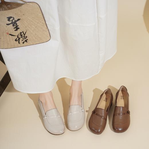 【新款上市】西村名物2025年春季新款舒适中跟浅口单鞋X25AE16341 商品图1