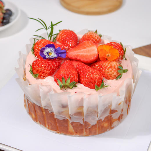 草莓甜心巴斯克-草莓奶油芝士蛋糕 商品图0