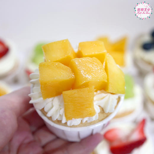 缤纷鲜果纸杯蛋糕（12个起拍） 商品图9