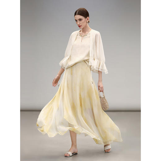 COCOBELLA温柔风不规则大摆半身裙度假风印花仙女半裙HS3120 商品图4