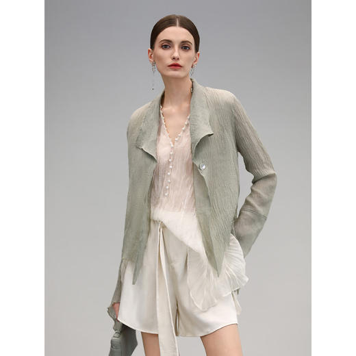 COCOBELLA褶皱肌理轻薄莱赛尔西装女不规则空调衫外套SI7005 商品图2