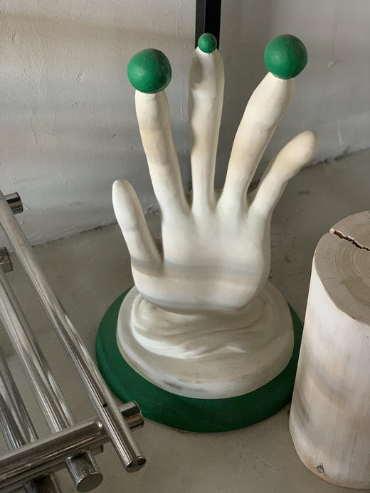 【在仓】手型雕塑 商品图0