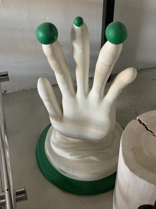 【在仓】手型雕塑 商品图1