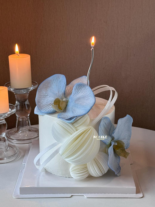 蝴蝶兰威化纸球装饰蛋糕（蓝色版）（蜡烛非标配 需要自行选择） 商品图1