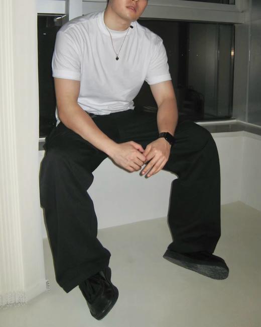 清仓，黑色s120斤内！！女士可穿！！处理超厚克重​全棉CK凯文克莱男女同款夏季 领口红标短袖T恤  领口红标短袖 商品图2