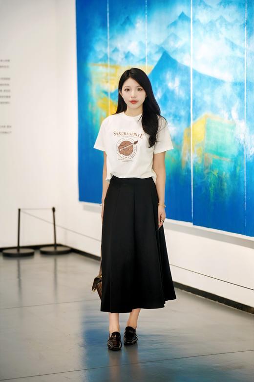 L1XL1现货 臣禾	立裁八片裙半身裙	JZ243030275/JZ243030375 商品图1