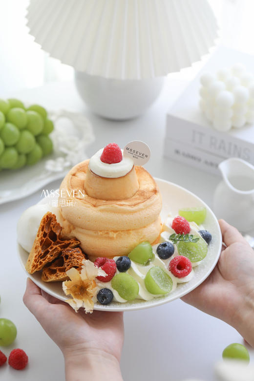 莓果布蕾舒芙蕾松饼（仅限堂食） 商品图0