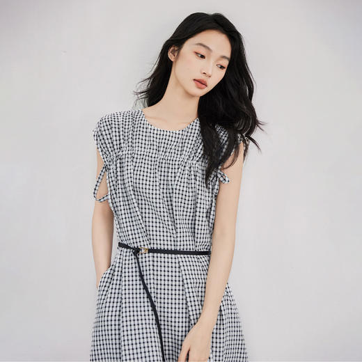 IC黑白格设计感抽褶腰带连衣裙女新款夏季慵懒宽松休闲裙子 商品图2