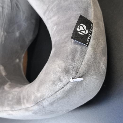 高端精品 N2VOYAGE 记忆棉旅行U型枕头 午睡护颈枕 商品图3