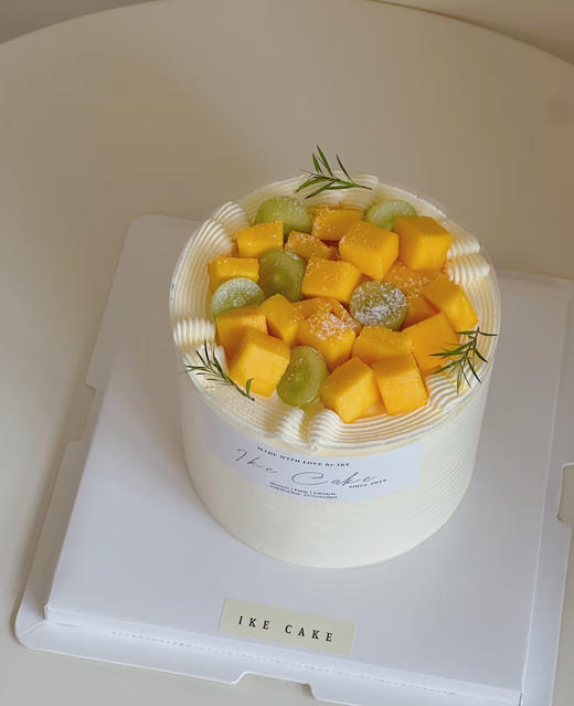 简约水果男孩女孩长辈生日蛋糕 商品图0