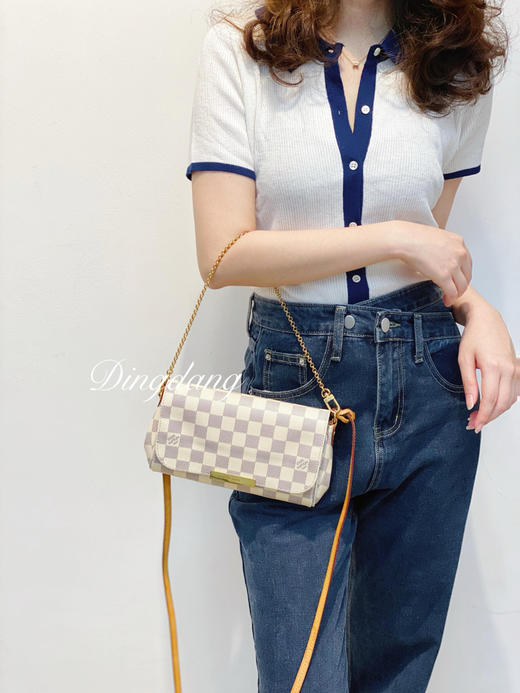 Lv 小号 白棋盘格 favorite 斜挎包 商品图3