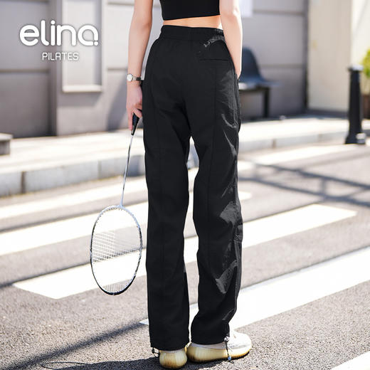 一恋•普拉提 2025春季新款轻盈速干休闲裤宽松褶皱系带运动裤QC3021 商品图5