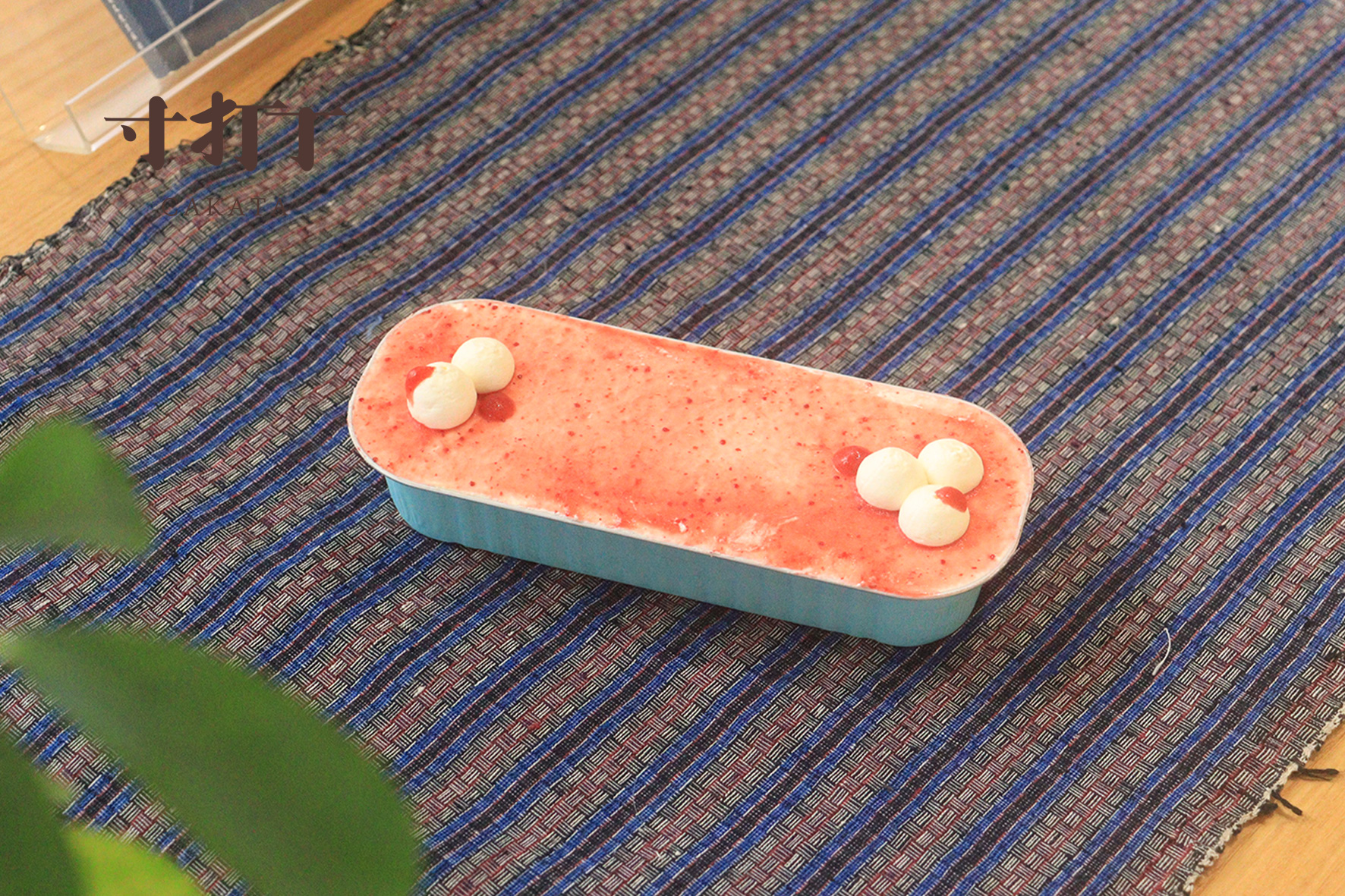 草莓奶油盒子蛋糕