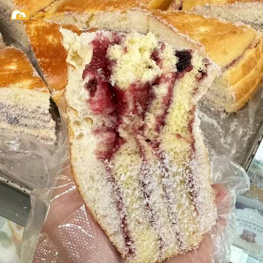 每日现烤 I 椰丝蓝莓包 商品图1