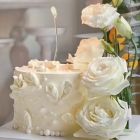 『洁白无瑕』浪漫桔梗鲜花女士生日蛋糕