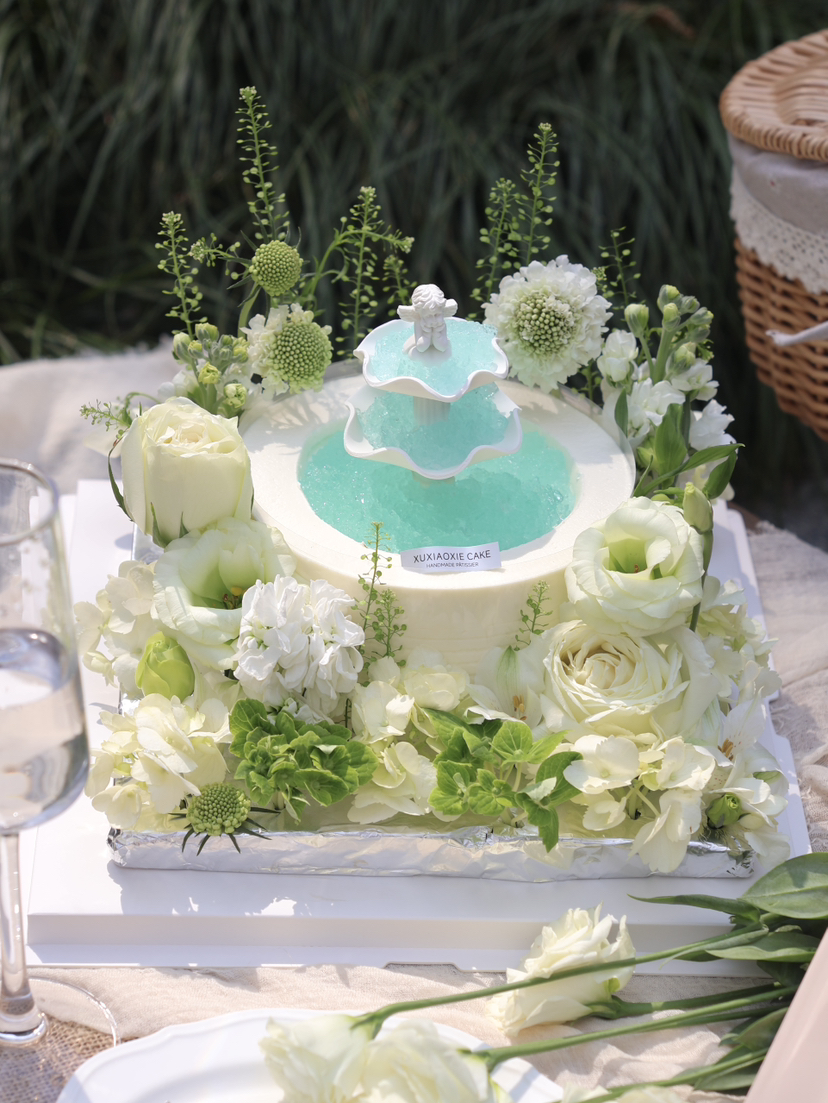 【杜乐丽花园】表面鲜花不可食用，鲜花随着季节性会有所调整哦~