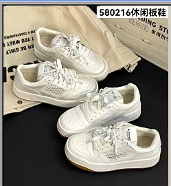 580216夏款上新 真皮加透气网休闲板鞋 商品图0