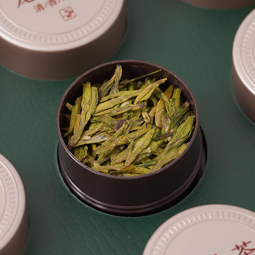 云中居藏春系列龙井茶礼盒装126g（10.5g×12） 商品图3