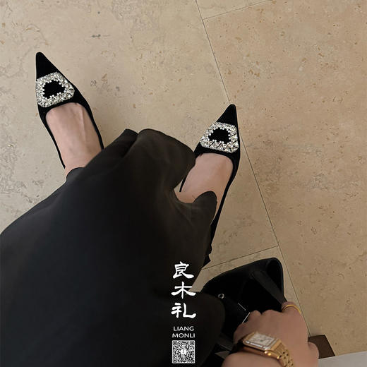 【特价不退不换】【不换不退】良木礼丝绒低跟鞋（31-72） 商品图1