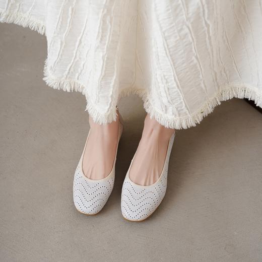 西村名物2025年夏季新款舒适低跟新中式风优雅镂空浅口单鞋T25AH16101 商品图3