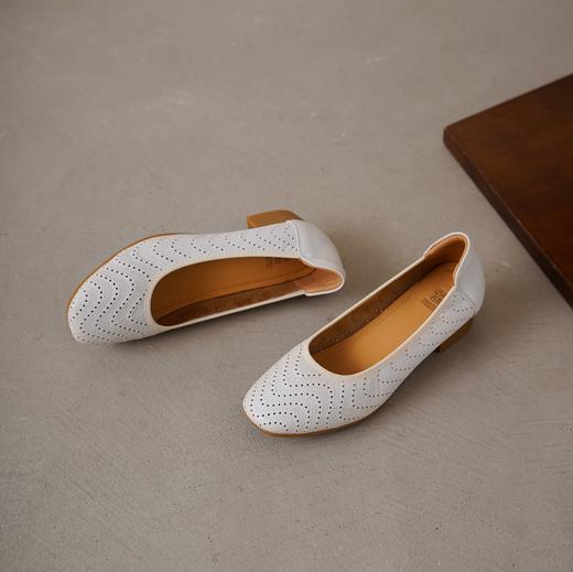西村名物2025年夏季新款舒适低跟新中式风优雅镂空浅口单鞋T25AH16101 商品图7