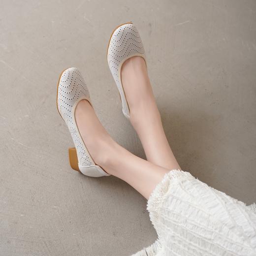 西村名物2025年夏季新款舒适低跟新中式风优雅镂空浅口单鞋T25AH16101 商品图4
